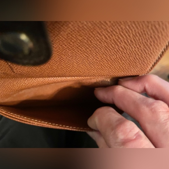 Louis Vuitton Monogram Bifold Wallet - Picture 10 of 12